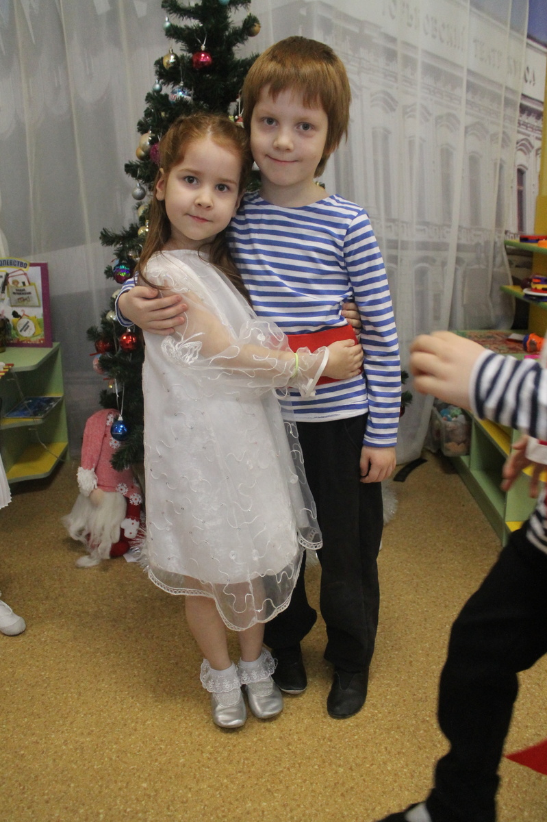 Никита и Алиса вместе