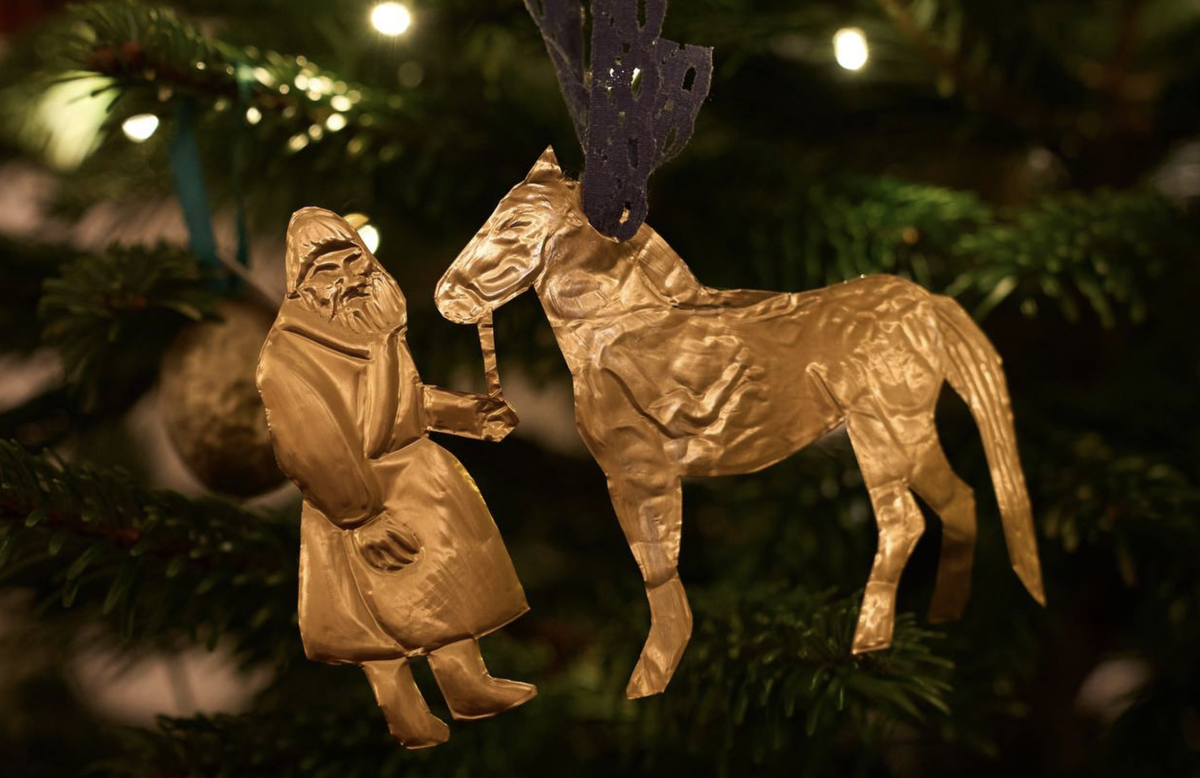 На ёлочке в Усадьбе Л.Н. Толстого в Хамовниках