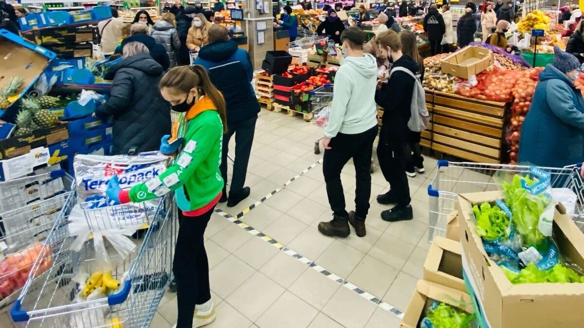    Новогодняя суета охватывает магазины Уфы   Юлия Литвиненко / mkset.ru