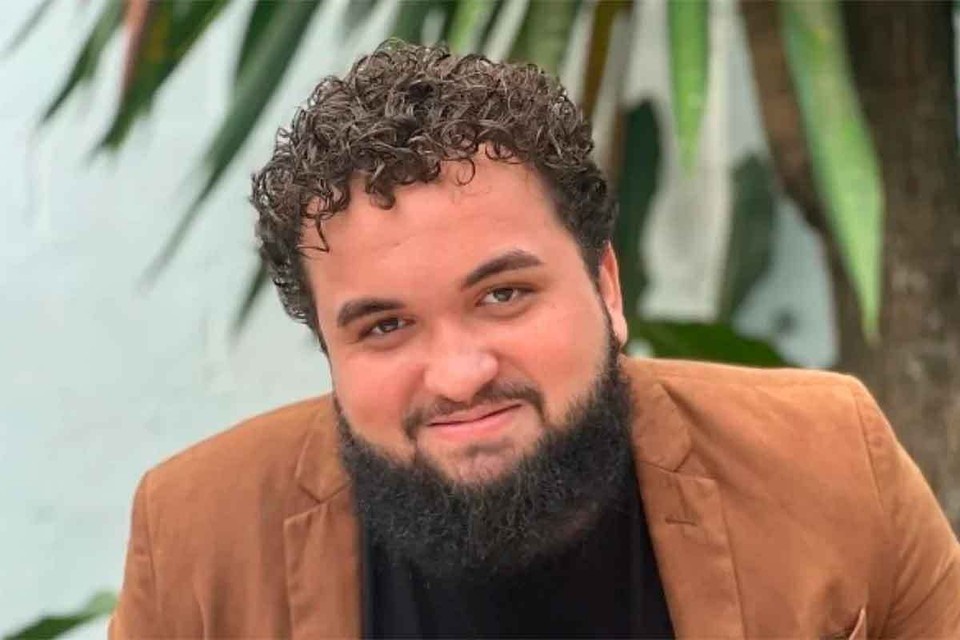    В Бразилии умер популярный певец Коста, его ударило током. Фото: социальные сети.