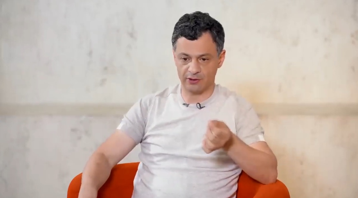    Фото: кадры интервью Артём Оганов журналисту Вячеславу Манучарову