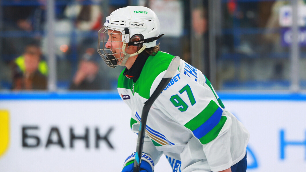    18-летний Жаровский - новая звезда "СЮ". Фото: соцсети ХК "Салават Юлаев"