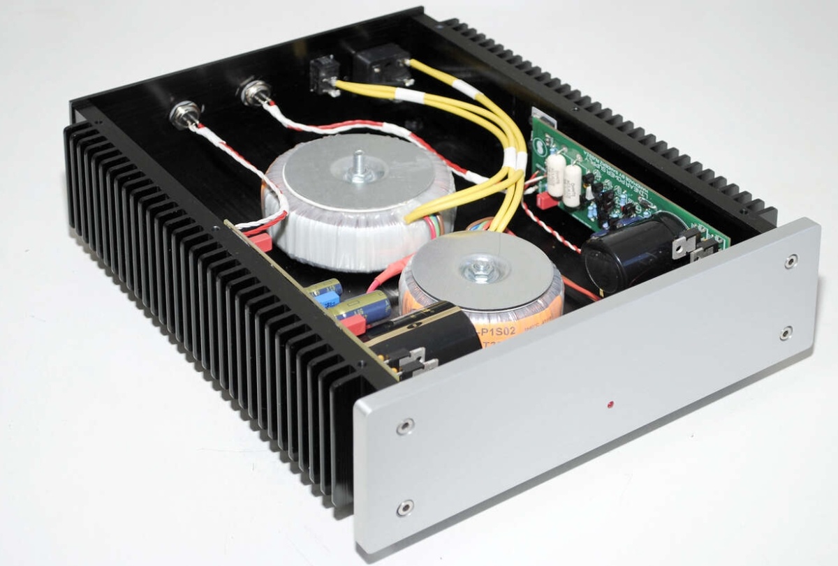    Трансформатор и блок питания: принципы работы и критерии выбора