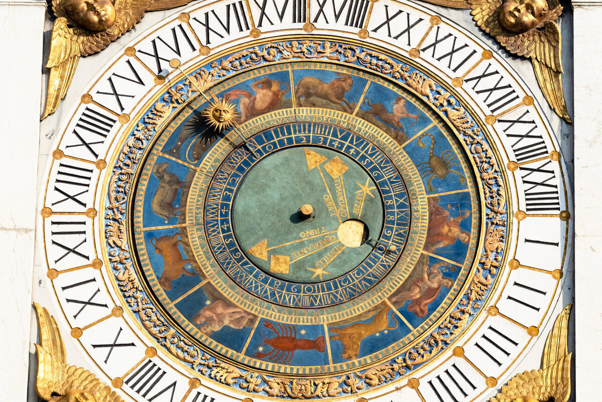    Астрология 123RF/legion-media.ru