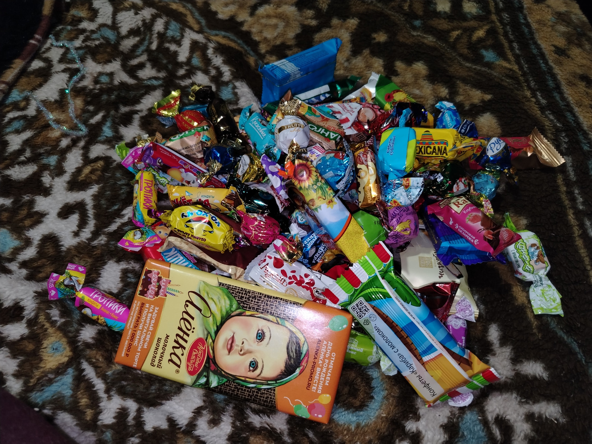 Ни одна конфета не пострадала 