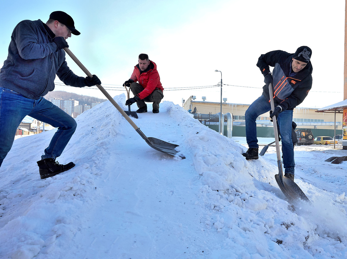Взрослым разминка, детям радость.