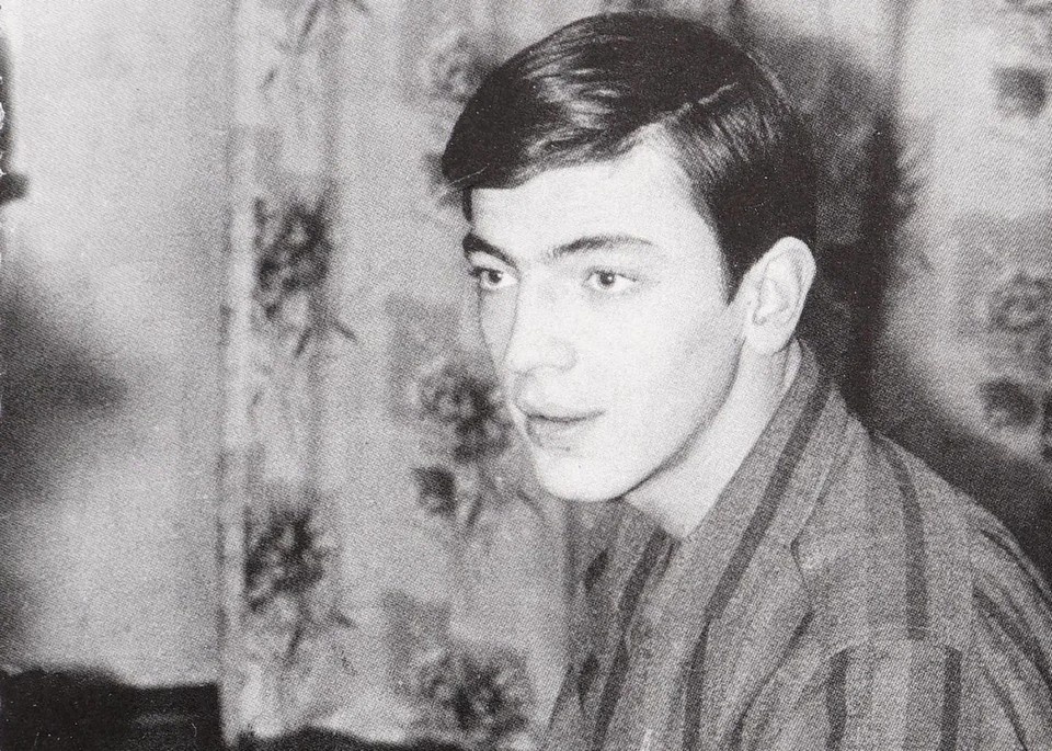    Редкие кадры - Боярский без усов, в молодости. "КП" Архив