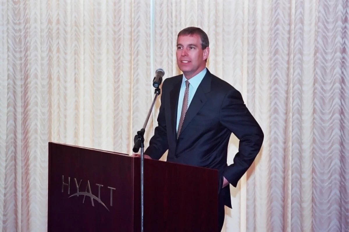    Британия запросит у ФБР данные о возможных преступлениях экс-принца Эндрю