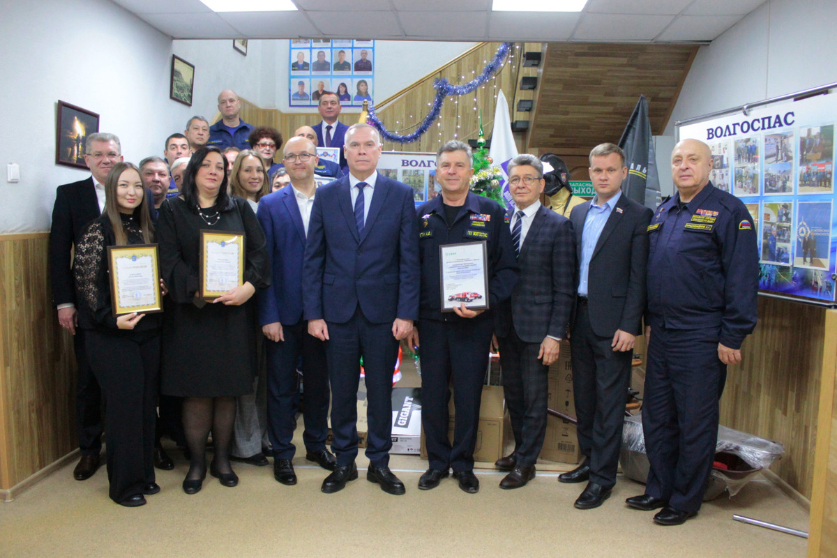 В преддверии Дня Спасателя Российской Федерации спасатели ГКУ «Волгоспас»  состоялось торжественное мероприятие.