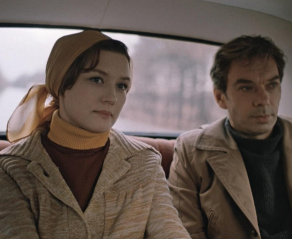 Кадр из фильма 1979 год. Актёры - Вера Валентиновна Алентова и  Алексей Владимирович Баталов