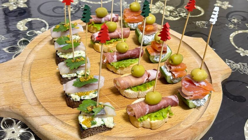 3 варианта канапе для праздничного стола