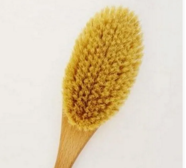 щетка для сухого массажа.