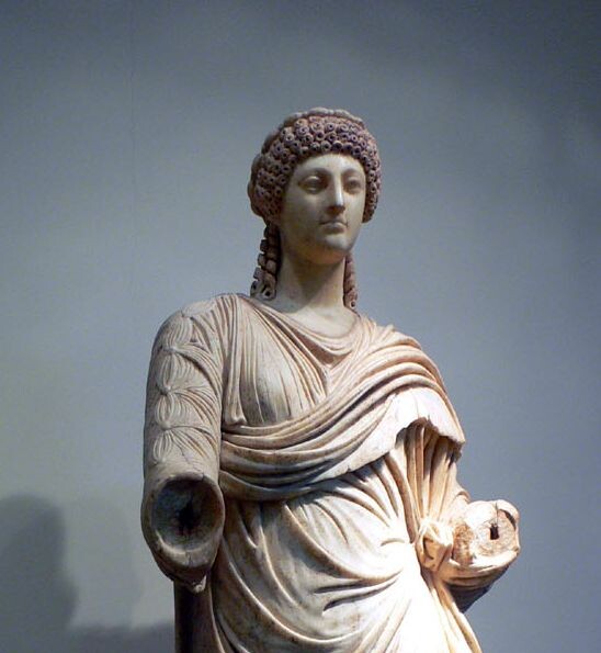 Та самая роковая женщина Поппея Сабина.