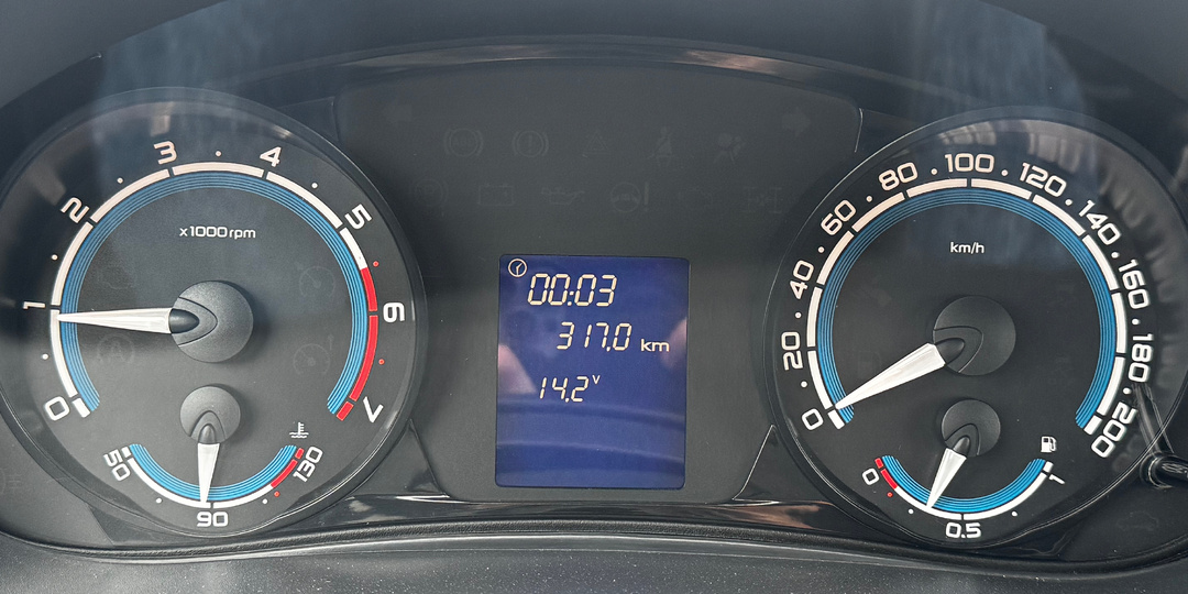 Почему после установки зимнего термостата в салоне холодно, а мотор греется