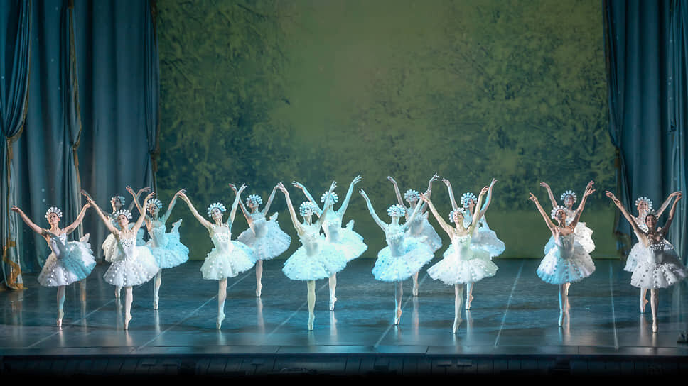 Танец снежинок, 2024 г..📷Фото: Нижегородский театр оперы и балета им А. С. Пушкина