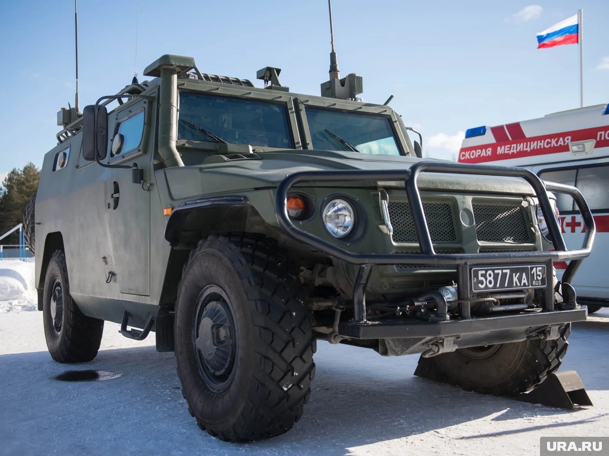     Из Курганской области отправили бронемашины на СВО (архивное фото)