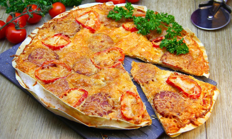 Пицца из лаваша