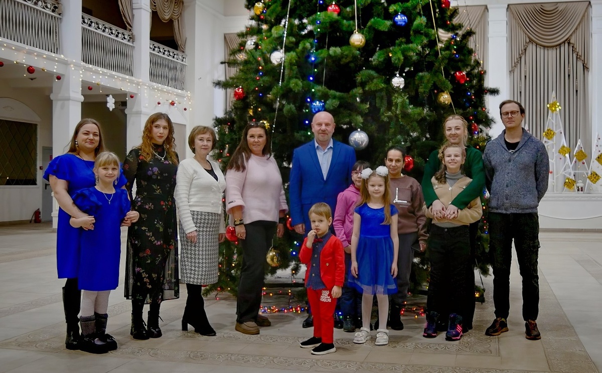 «Елка желаний» дарит радость всем!