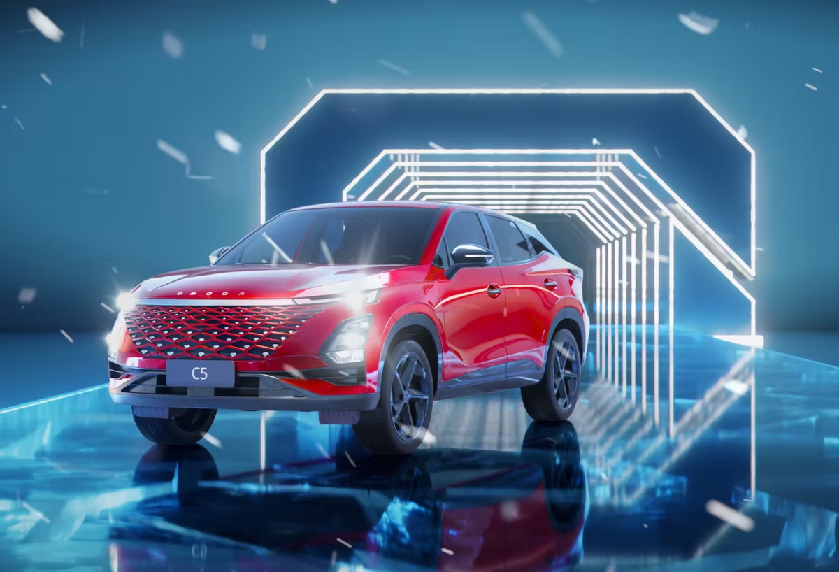 Презентация рестайлингового варианта исполнения Omoda C5 для российского рынка в рамках новогоднего шоу