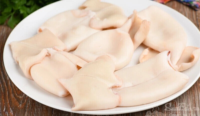 Блюда из кальмаров и мидий, которые точно удивят ваших гостей (4 варианта)