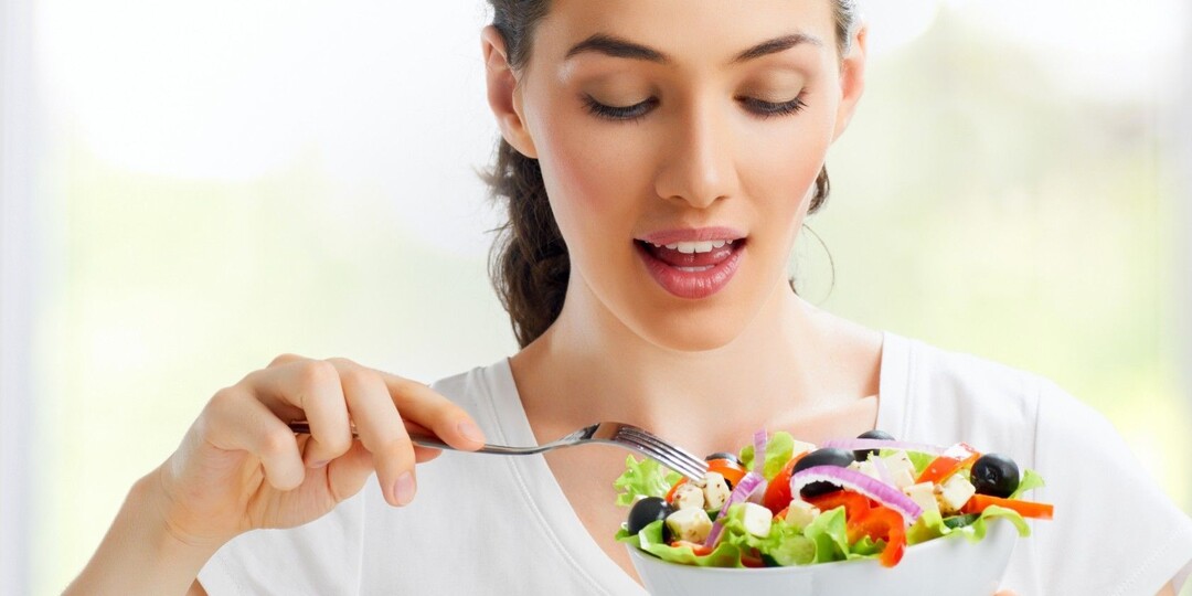 Женский цикл как суперсила: в какие дни можно есть больше без последствий