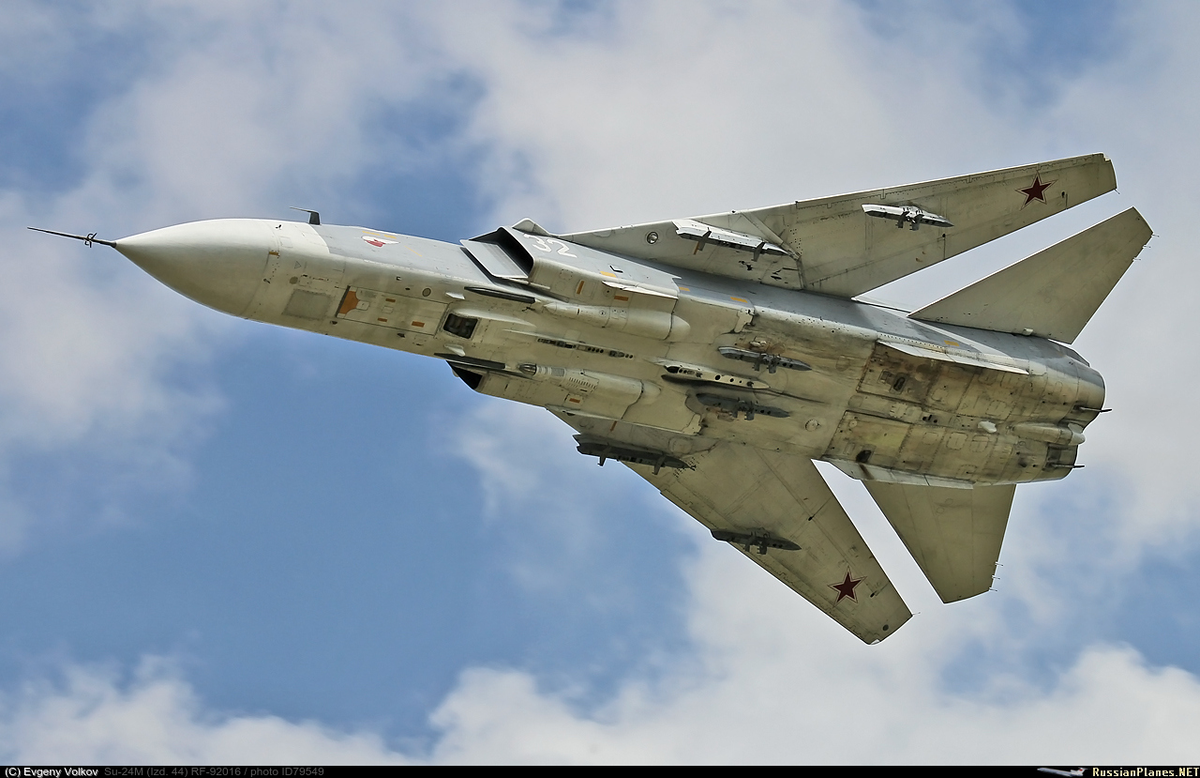 Су-24 М. Фото в свободном доступе из интернета. 