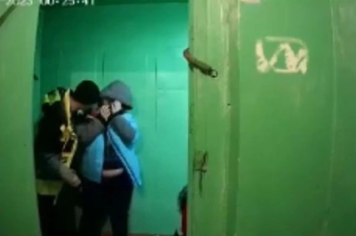    Появилось видео избиений в семье из Норильска, где младенец умер от голода