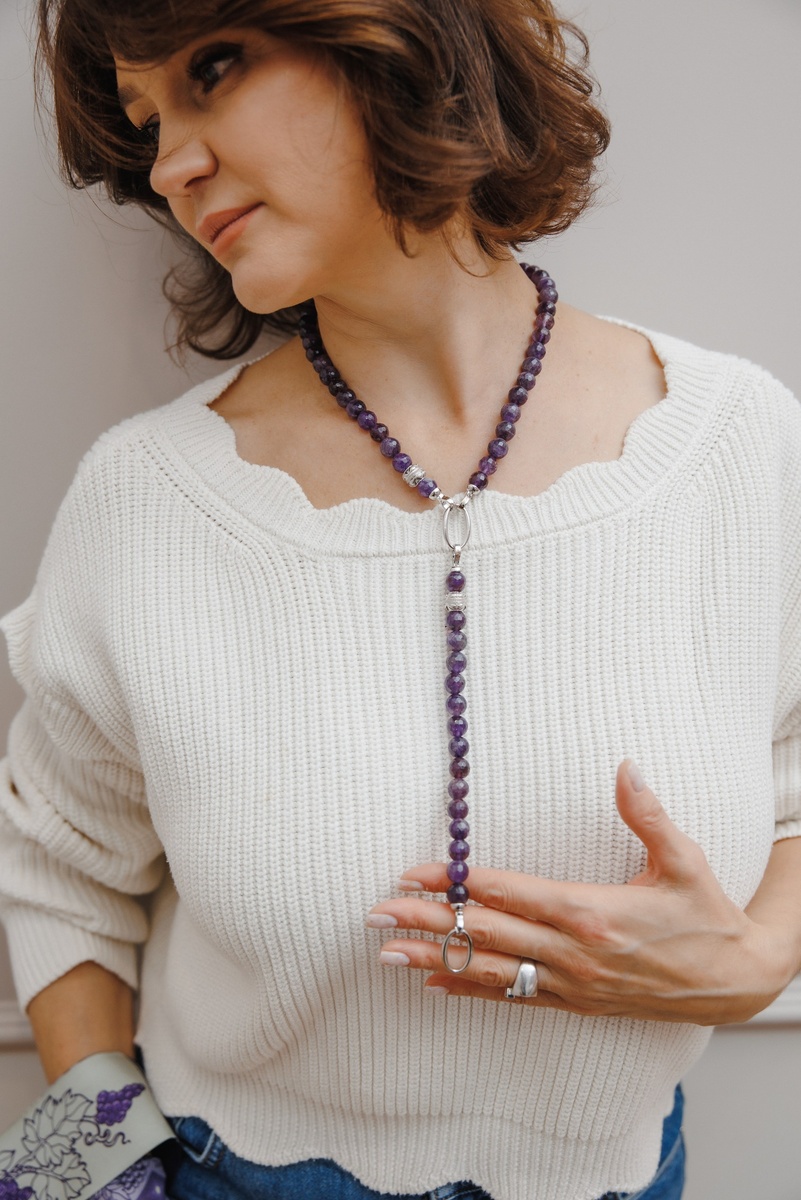 Бренд TRIORA, коллекция Италия: колье из натурального аметиста, дизайнерская брошь и шелковый шарфик Твилли