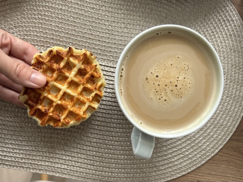 Необязательно отказываться от любимого капучино, но его можно сделать менее калорийным, если убрать сиропы