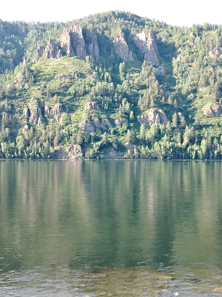 Саяны и могучий Енисей