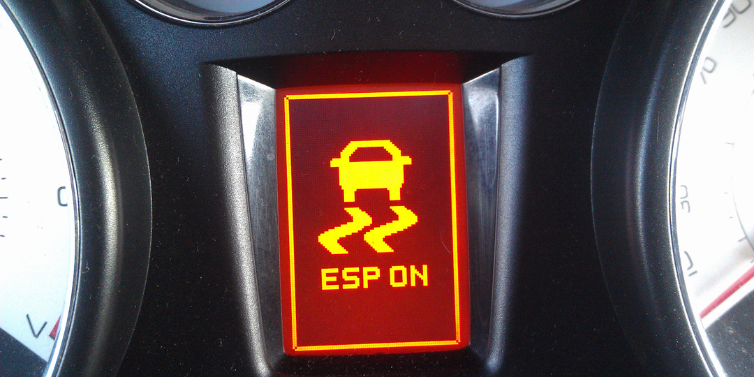 Система ESP без мифов: что она делает, а чего от неё ждать не стоит