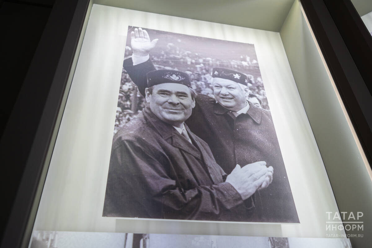 «Надо отдать должное, Минтимеру Шаймиеву – его, если хотите, мудрости и сдержанности. И, наверное, Борису Ельцину тоже, потому что между ними был определенный, так сказать, тандем»Фото: © Владимир Васильев / «Татар-информ»