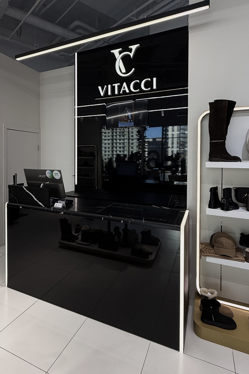 Адрес: г. Чита, ул Журавлева, 79, ТРЦ «Броско Молл», 3 этаж.
Время работы: ежедневно с 10:00 до 22:00.​
Телефон: +7(914)409-17-77.​