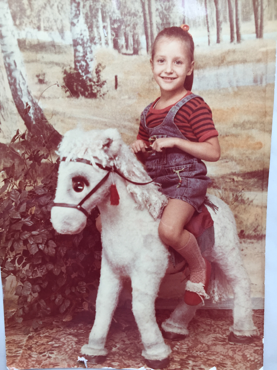 Любимая дочка Валюша. Фото из семейного архива Федоренковых