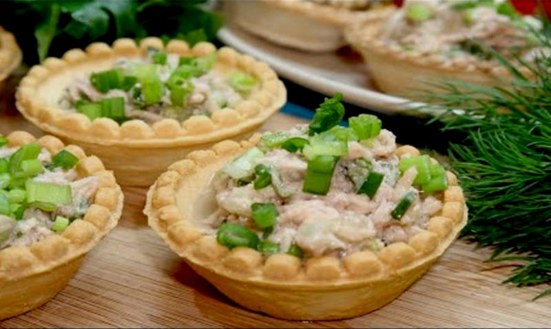 Тарталетки с печенью трески