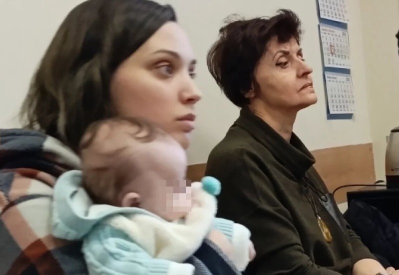 Покупатель и продавец. АиФ-Омск.