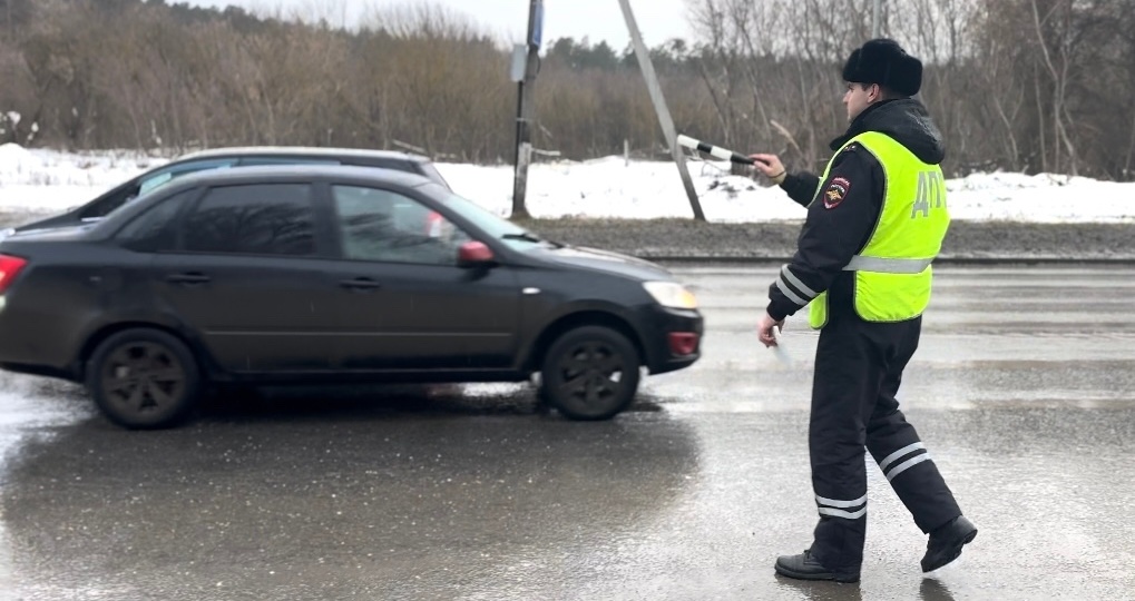 Купил автомобиль, а он снят с учёта — почему нельзя ездить на таком автомобиле? Ответ автоюриста