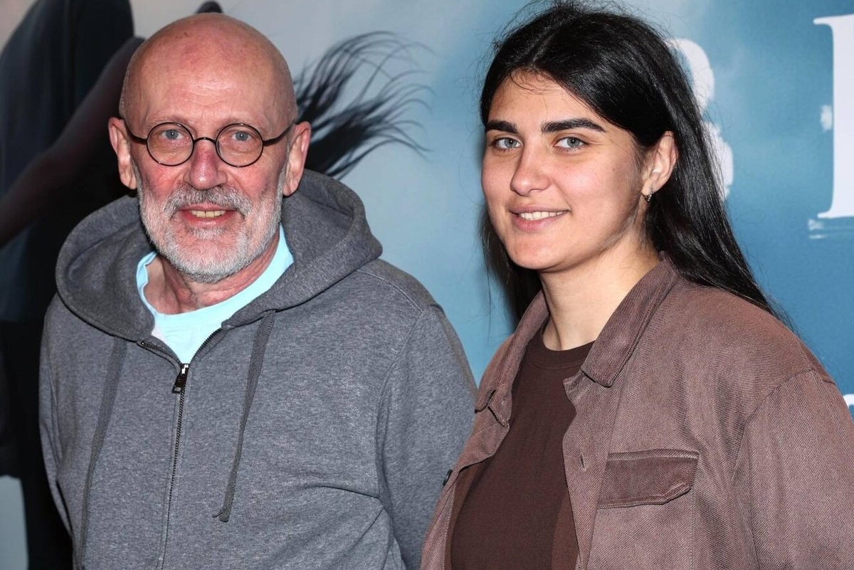     «Алина + Саша = совет да любовь»: Юлия Барановская эмоционально отреагировала на свадьбу Гордона и 23-летней художницы