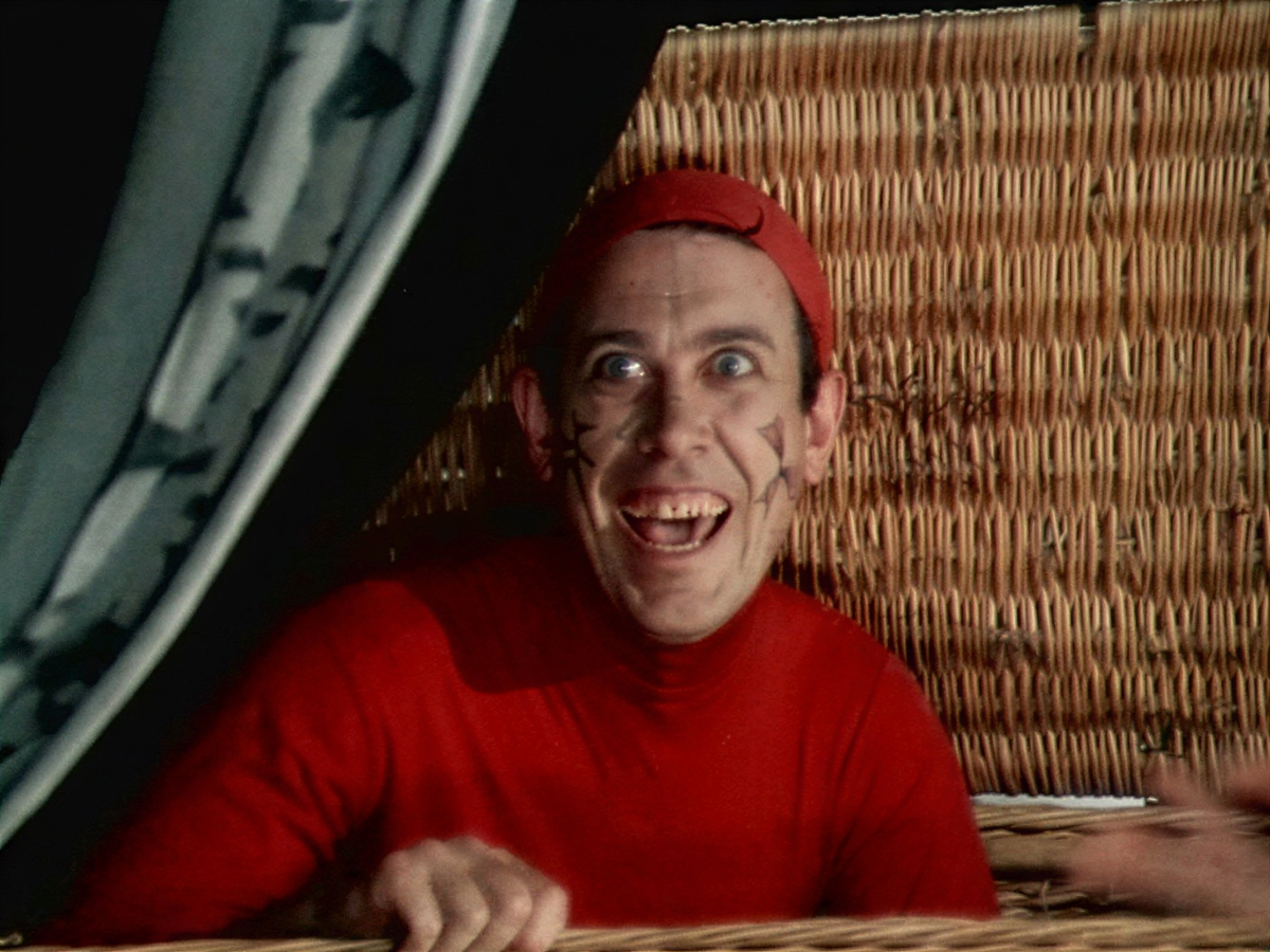 Кадр из фильма «Любовь к трём апельсинам», производство киностудии «Мосфильм», творческое объединение «Телефильм», Софийская студия, режиссёры Виктор Титов, Юрий Богатыренко, 1971 г.