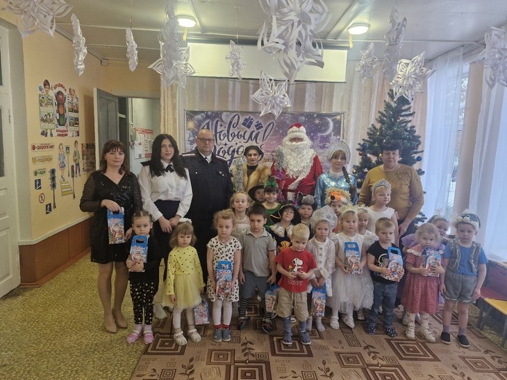    новогодние подарки Редакция Газеты