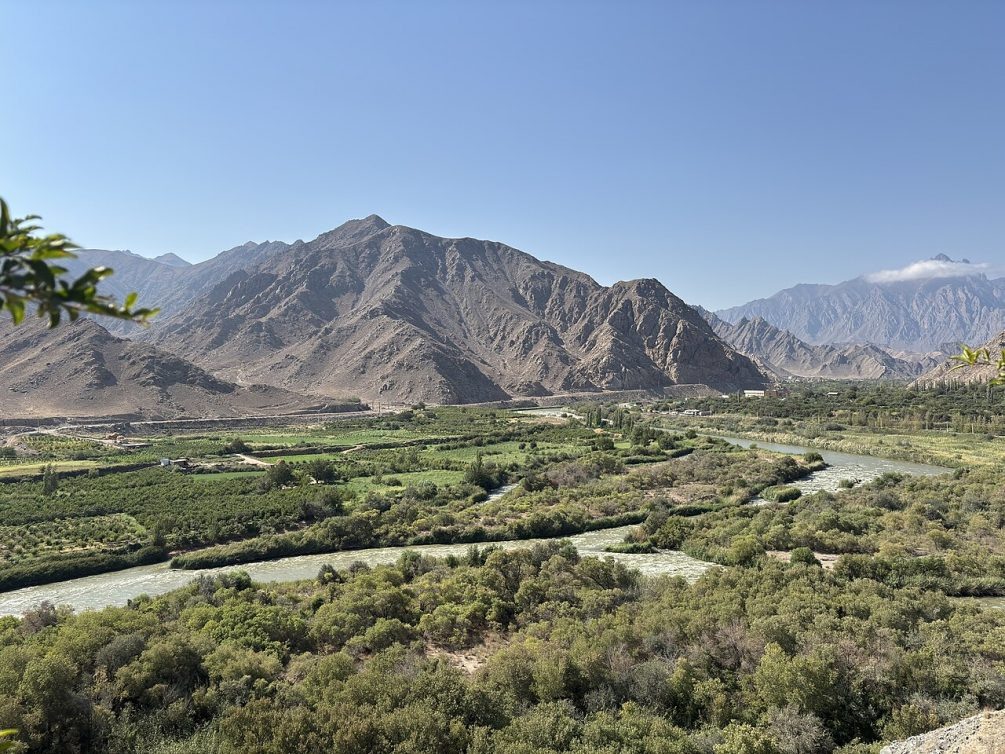    Река Аракс. Фото из Википедии. Авторство: Well-read MountainMan.