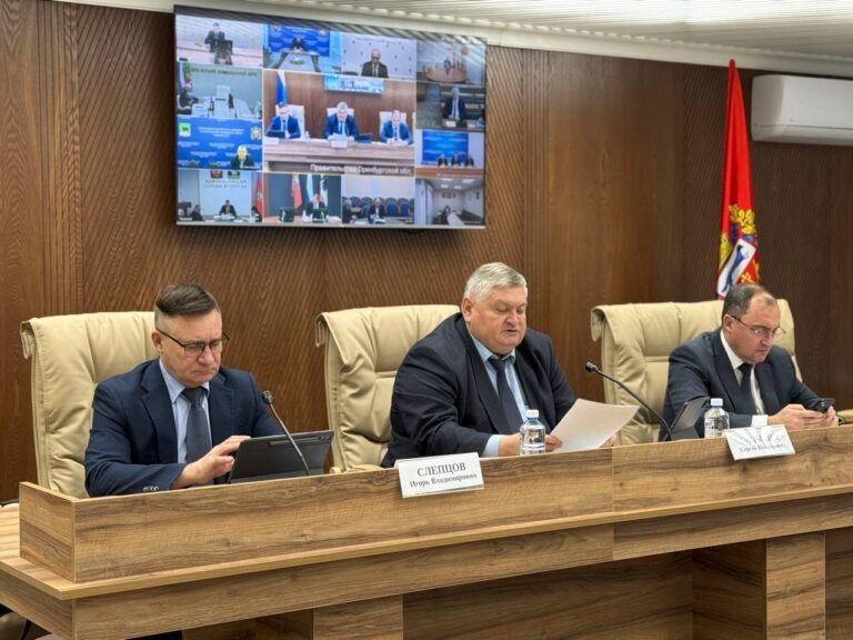    В Оренбургской области усиливают подготовку к весеннему паводку Оренбуржье