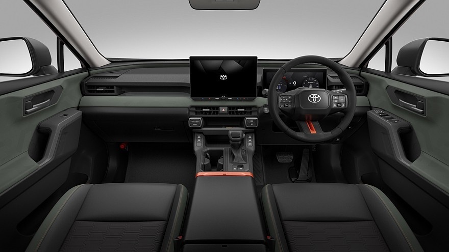 Салон Toyota RAV4 Adventure