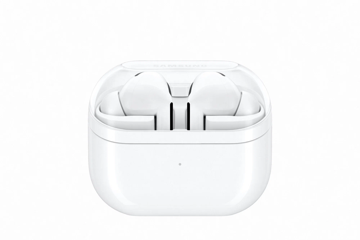 (в конце статьи сможете найти "топовый чехол" исключительно под них)