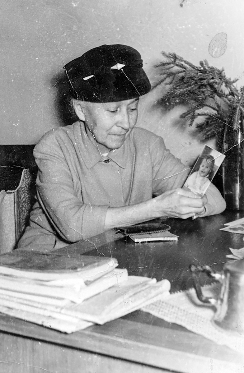 Мать Константина Симонова – княжна Александра Оболенская (С) Семейный архив Лары Симоновой