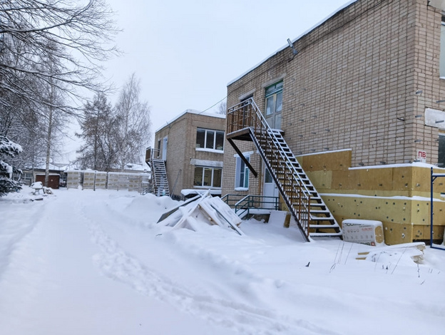    В зуевском детском саду «Родничок» идет капитальный ремонт