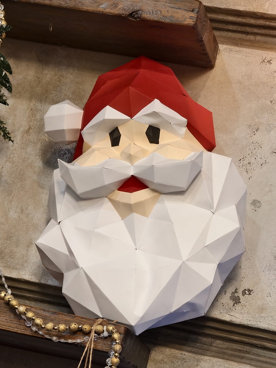 Дед Мороз из бумаги