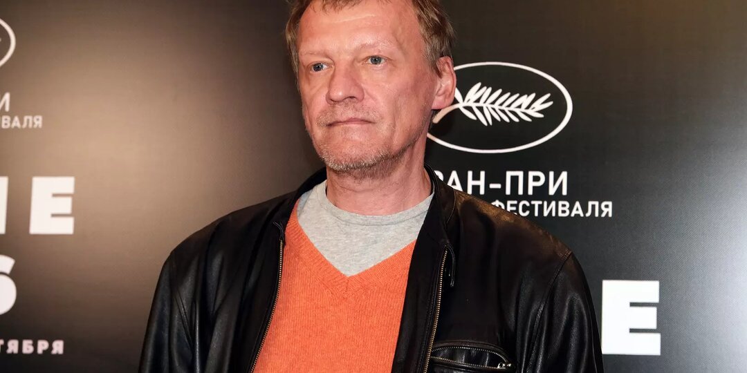 Актера Алексея Серебрякова госпитализировали из-за обострения бронхита
