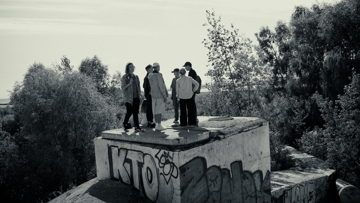    Влад Петров