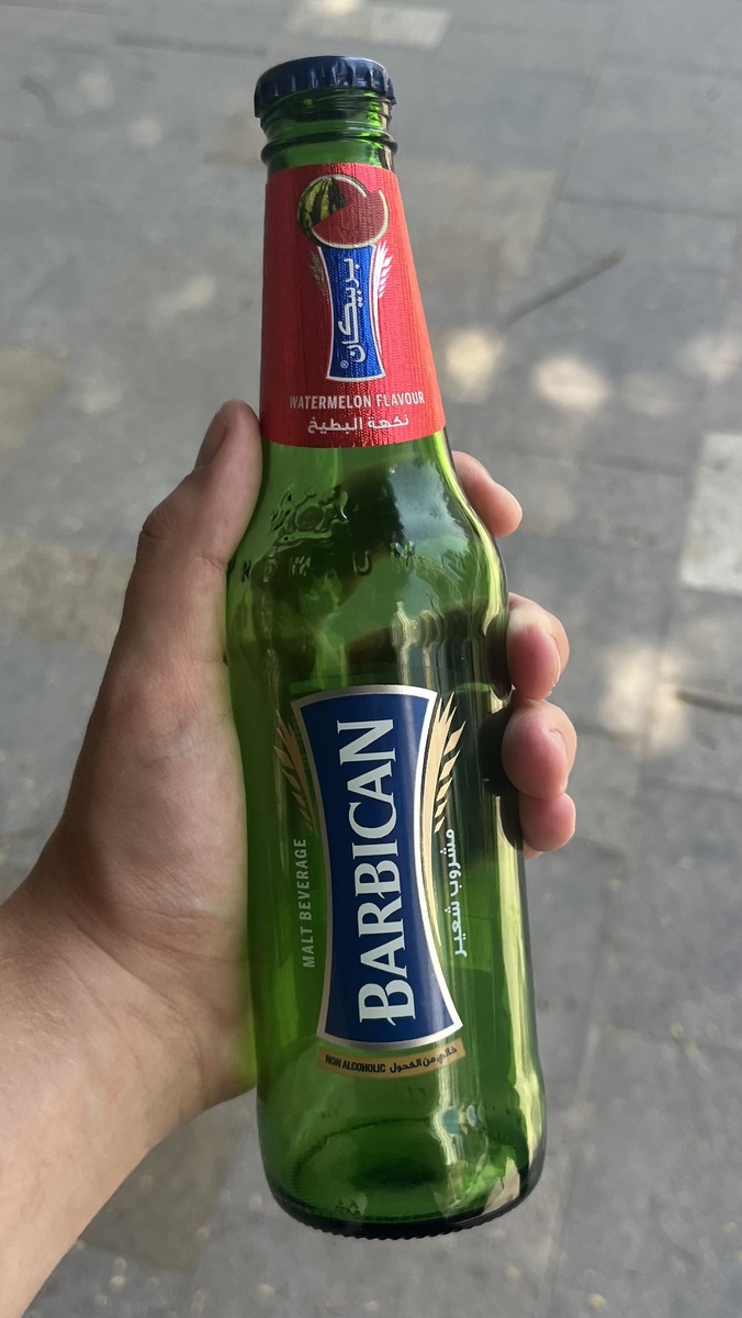 Barbican Watermelon в Дохе. Как говорится: «Алкоголь - фу, сигареты - фу». Ну а этот напиточек мы только одобряем.